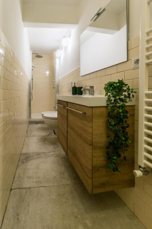 Family Apartments San Lorenzo Genoa Bagian luar foto